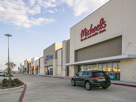 Michaels Goes After Handmade Market - And  - With New Marketplace